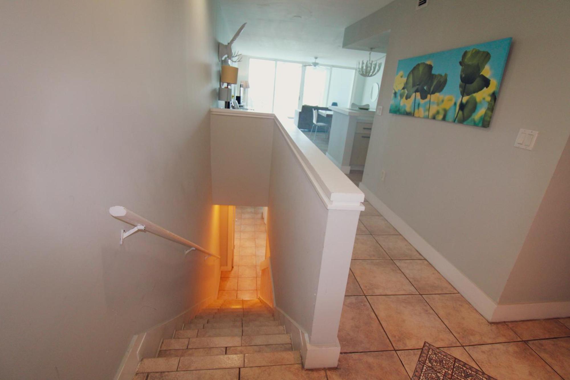 Castle Pavillon 8 Beachfront - Private Beach Access Loft With 2-Story, Pool, Tennis, Free Parking Access Miami Beach Bagian luar foto